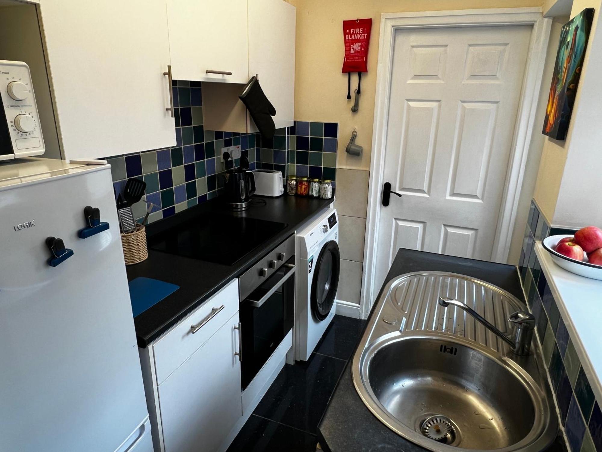Robin'S Hollow: 2Bd Home Near Wrexham Afc Екстер'єр фото
