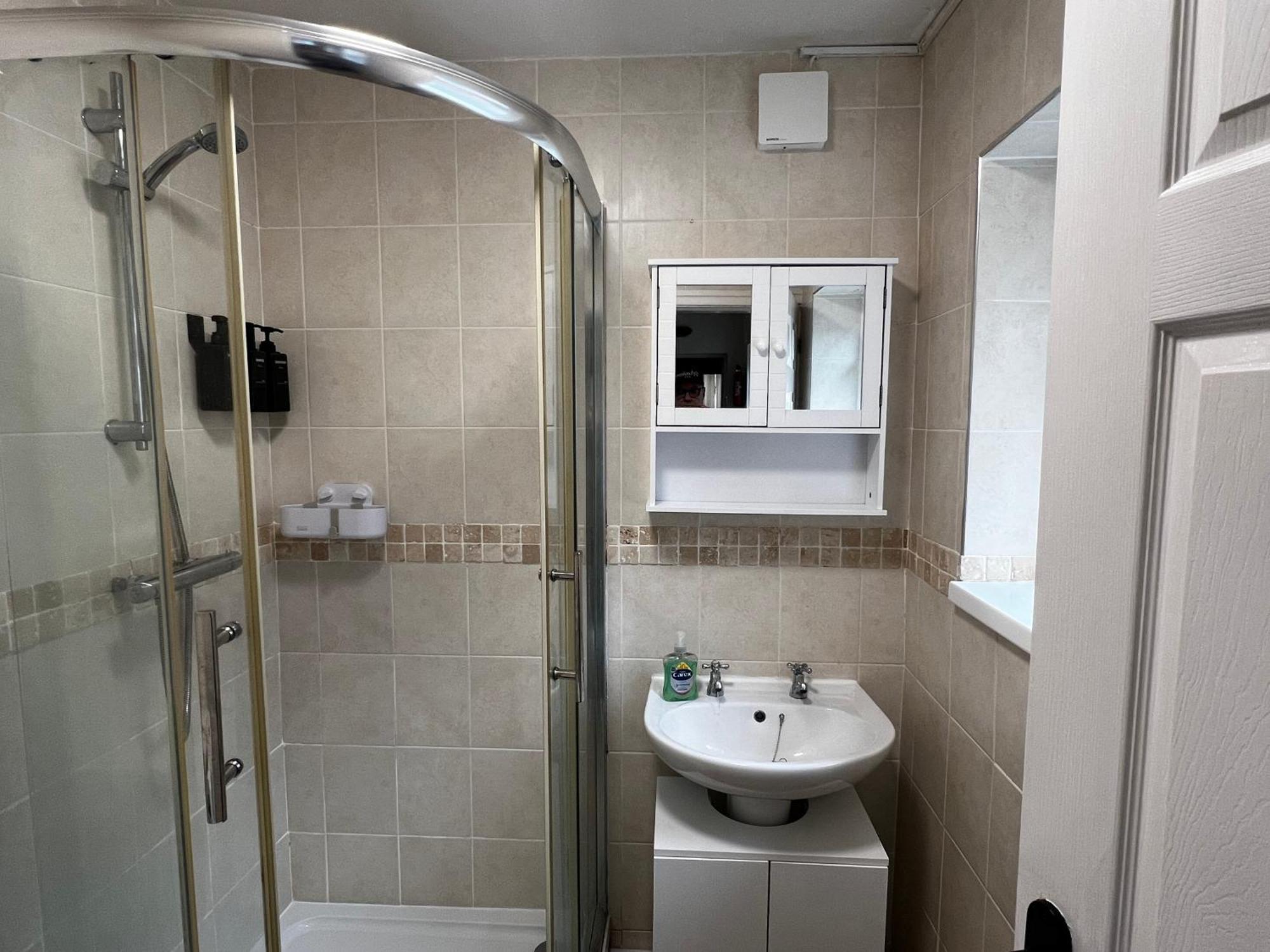 Robin'S Hollow: 2Bd Home Near Wrexham Afc Екстер'єр фото